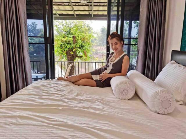 Morocco Blue Cafe By Chilong River Farm Resort Muang Kosum Exterior foto